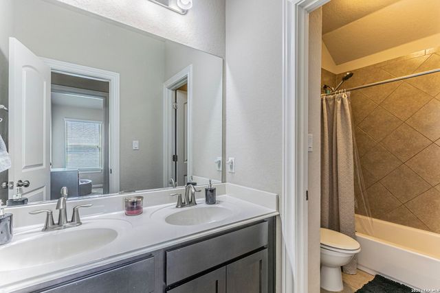 5047 Italica, San Antonio, TX 78253