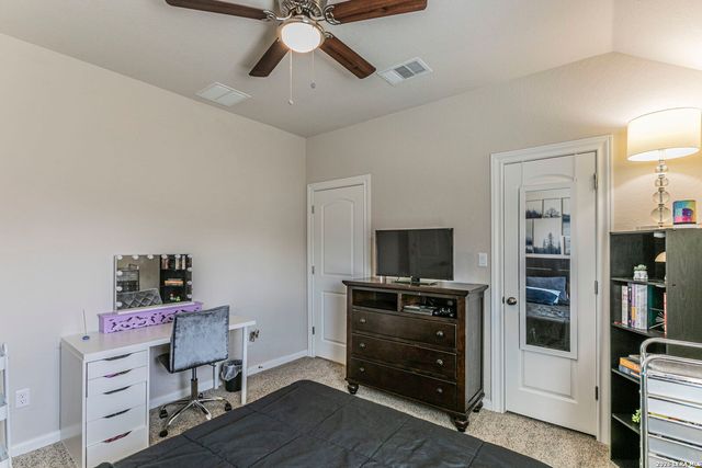 5047 Italica, San Antonio, TX 78253