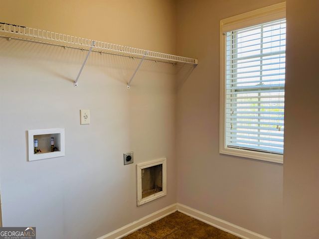 381 Sand Bay Drive, Atlanta, GA 30331