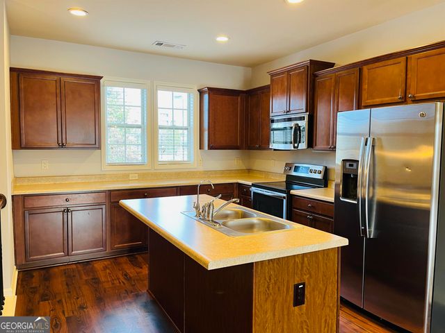 381 Sand Bay Drive, Atlanta, GA 30331