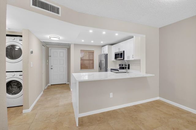 8299 Boca Glades Boulevard E, Boca Raton, FL 33434