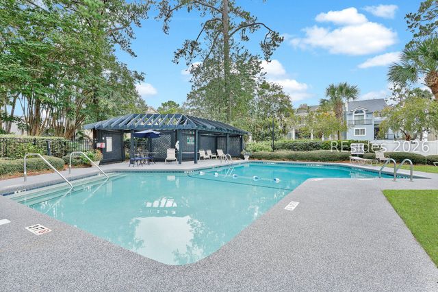 62 Crosstree Drive N, Hilton Head Island, SC 29926