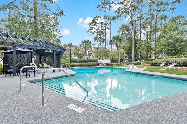 62 Crosstree Drive N, Hilton Head Island, SC 29926