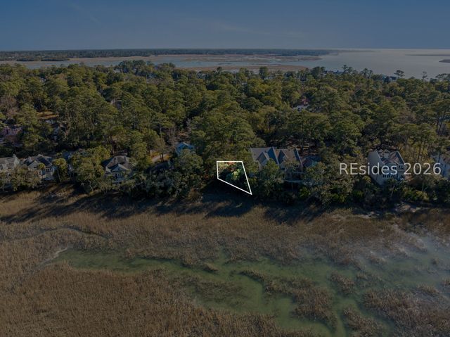62 Crosstree Drive N, Hilton Head Island, SC 29926