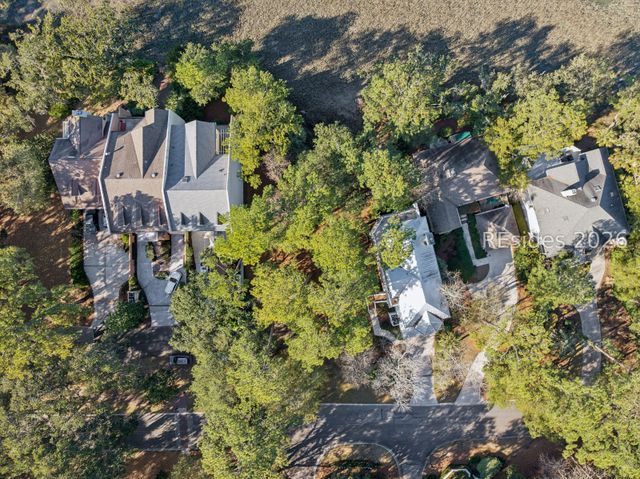 62 Crosstree Drive N, Hilton Head Island, SC 29926