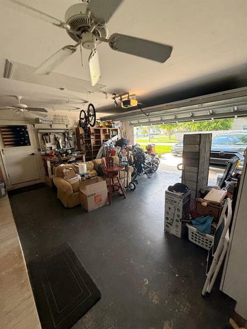 8843 SW 16th Street, Boca Raton, FL 33433