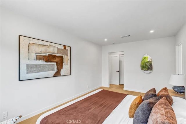 3811 S Norton, Los Angeles, CA 90008