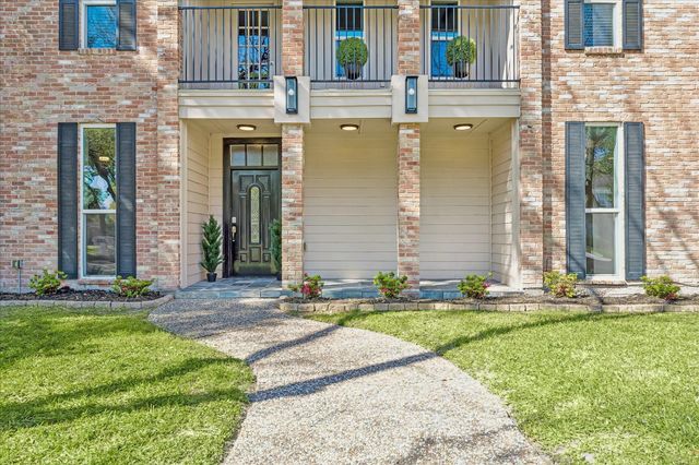 1030 Crossroads Drive, Houston, TX 77079