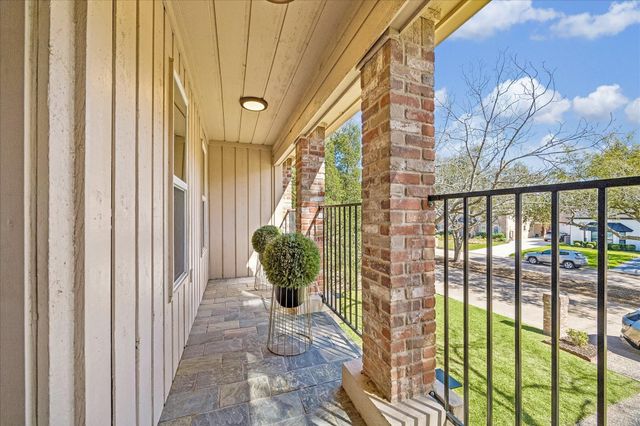 1030 Crossroads Drive, Houston, TX 77079