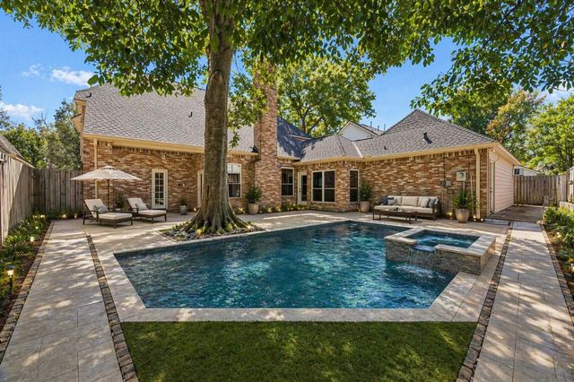 1030 Crossroads Drive, Houston, TX 77079