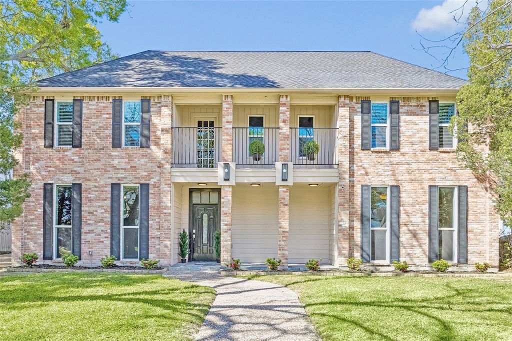 1030 Crossroads Drive, Houston, TX 77079