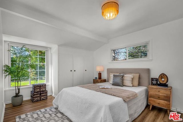 6636 Tobias Avenue, Van Nuys, CA 91405