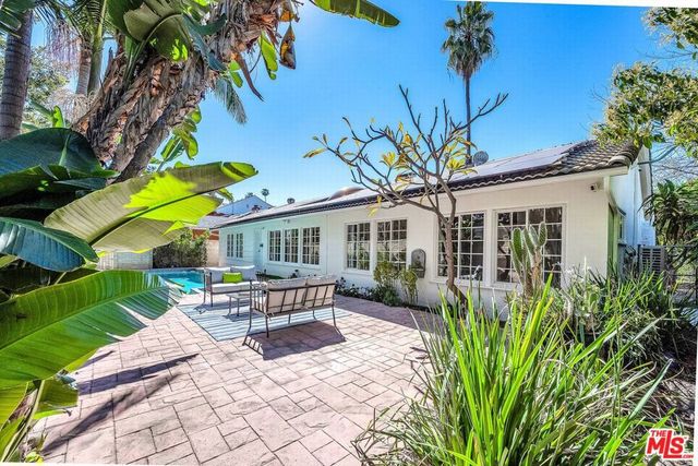 6636 Tobias Avenue, Van Nuys, CA 91405