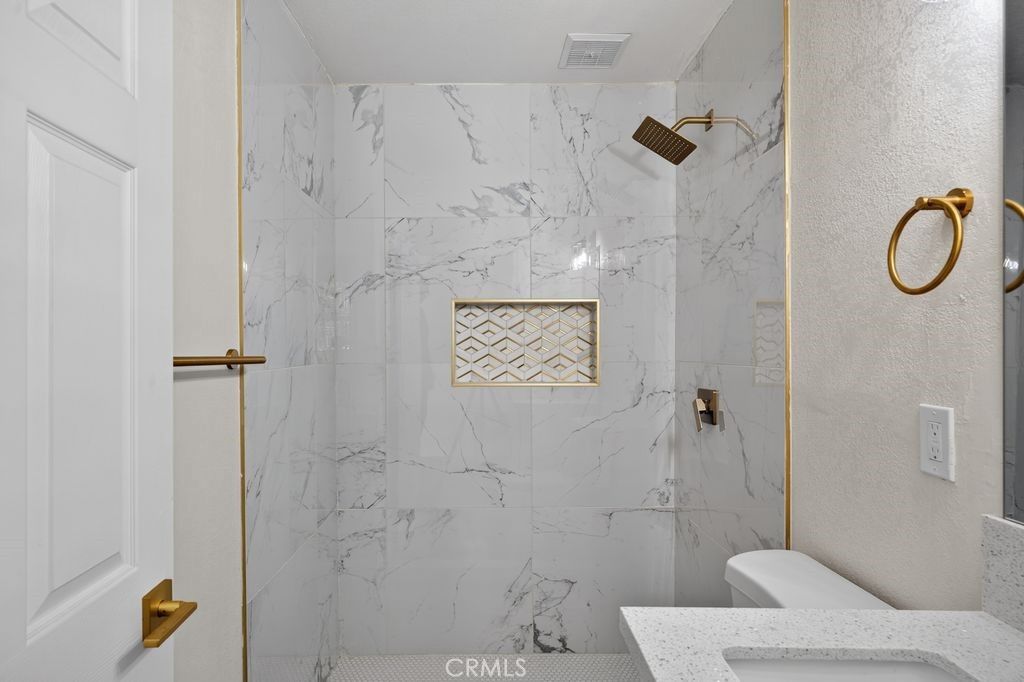 Image 14 of property listing at 416 N Monterey, Ontario, CA 91764