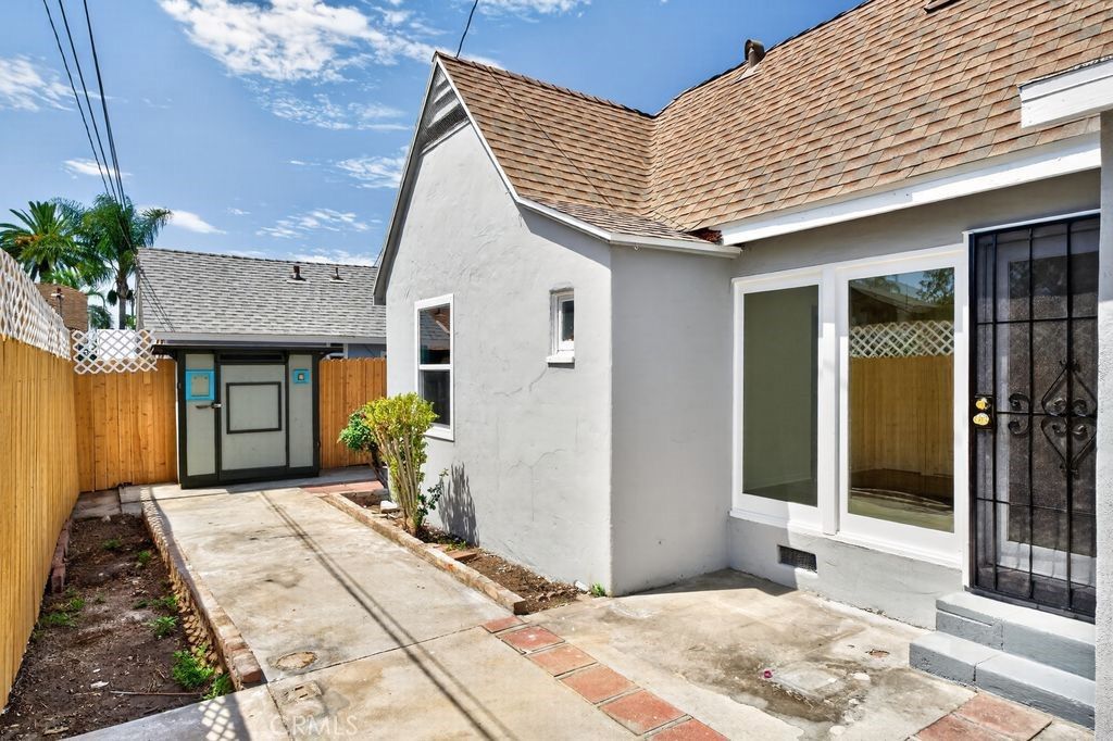 Image 18 of property listing at 416 N Monterey, Ontario, CA 91764