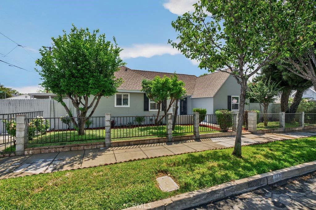 Image 3 of property listing at 416 N Monterey, Ontario, CA 91764