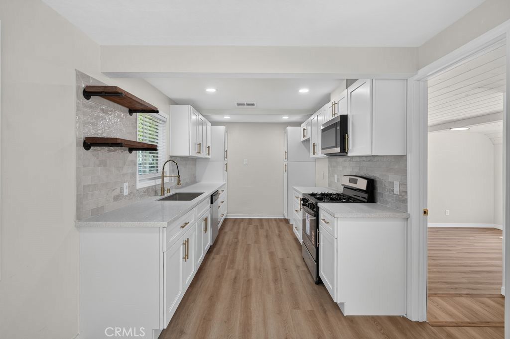 Image 8 of property listing at 416 N Monterey, Ontario, CA 91764