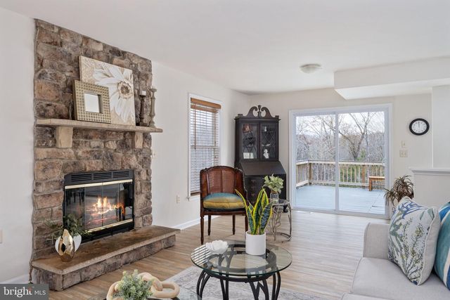 520 REDGROUND DR, Ruther Glen, VA 22546