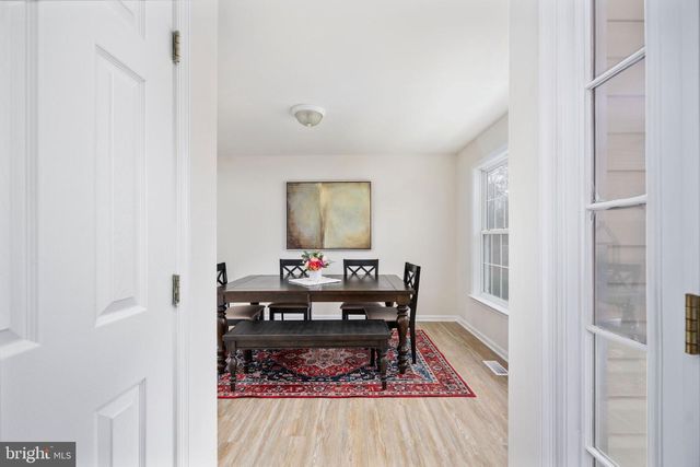 520 REDGROUND DR, Ruther Glen, VA 22546