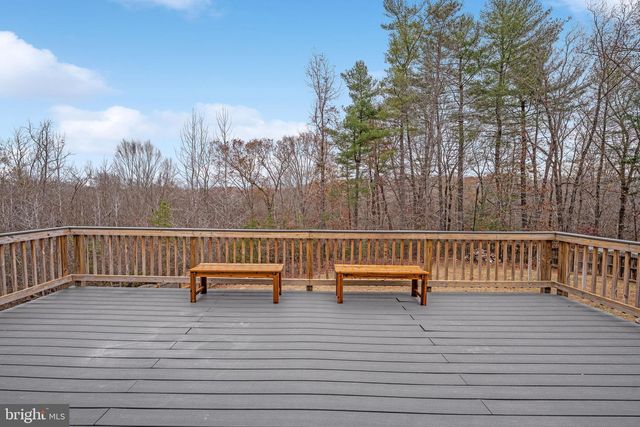 520 REDGROUND DR, Ruther Glen, VA 22546