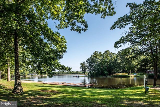 520 REDGROUND DR, Ruther Glen, VA 22546