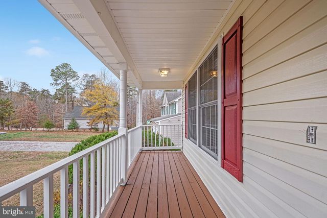 520 REDGROUND DR, Ruther Glen, VA 22546