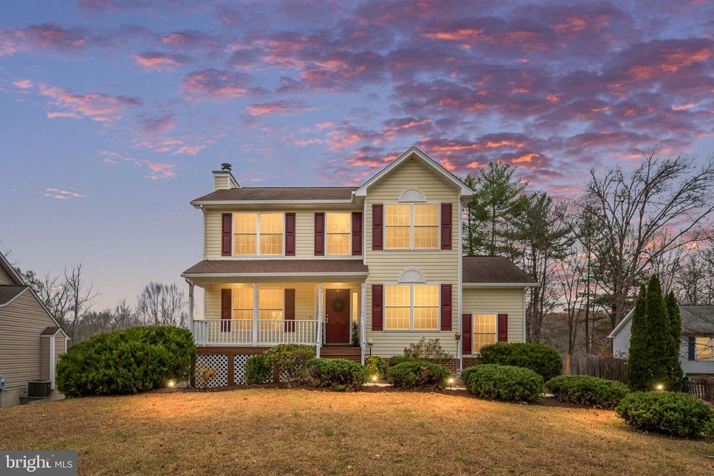 520 REDGROUND DR, Ruther Glen, VA 22546