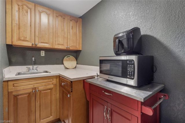 4140 54th AVE NE, Naples, FL 34120