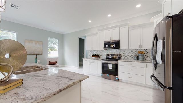 3126 55TH AVENUE N, St Petersburg, FL 33714