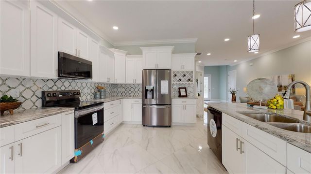 3126 55TH AVENUE N, St Petersburg, FL 33714