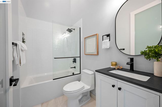 5883 Margarido Dr, Oakland, CA 94618