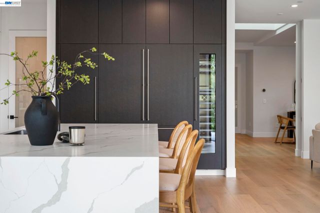 5883 Margarido Dr, Oakland, CA 94618