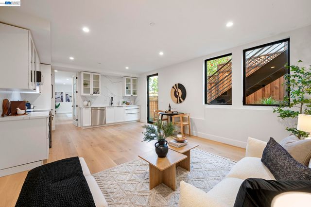 5883 Margarido Dr, Oakland, CA 94618