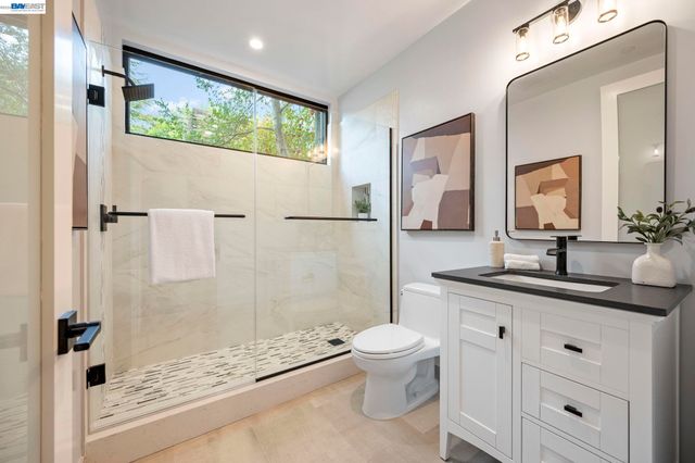 5883 Margarido Dr, Oakland, CA 94618