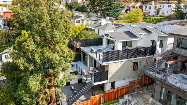 5883 Margarido Dr, Oakland, CA 94618