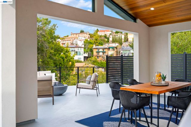 5883 Margarido Dr, Oakland, CA 94618