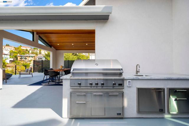 5883 Margarido Dr, Oakland, CA 94618