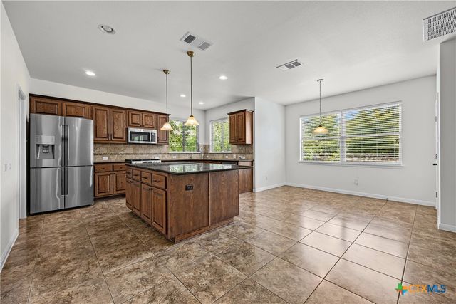 606 Irvin Drive, San Marcos, TX 78666