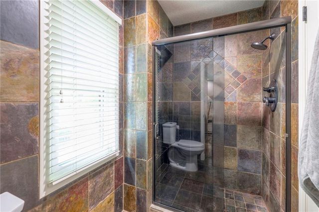 248 SW Winterpark Circle, Lee's Summit, MO 64081