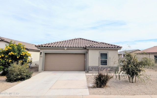 7977 Namaka Drive, Casa Grande, AZ 85193