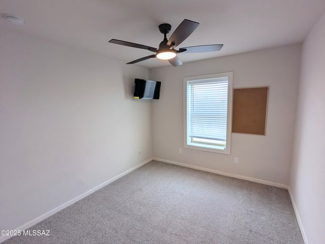 7977 Namaka Drive, Casa Grande, AZ 85193