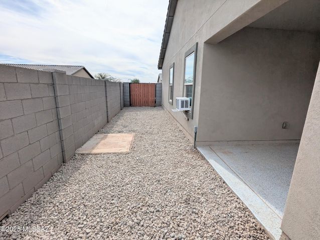 7977 Namaka Drive, Casa Grande, AZ 85193