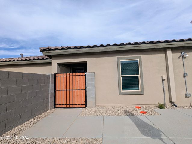 7977 Namaka Drive, Casa Grande, AZ 85193