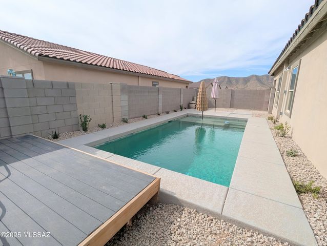 7977 Namaka Drive, Casa Grande, AZ 85193