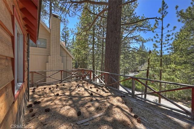 1014 Cherokee, Fawnskin, CA 92333