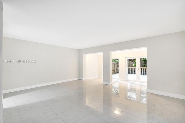 3056 Shipping Avenue 2, Miami, FL 33133