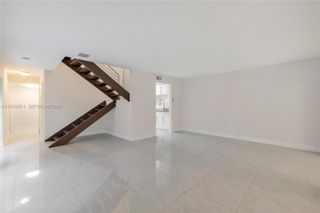 3056 Shipping Avenue 2, Miami, FL 33133