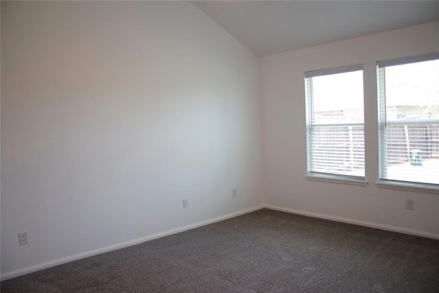 10601 NW 20th Street, Yukon, OK 73099