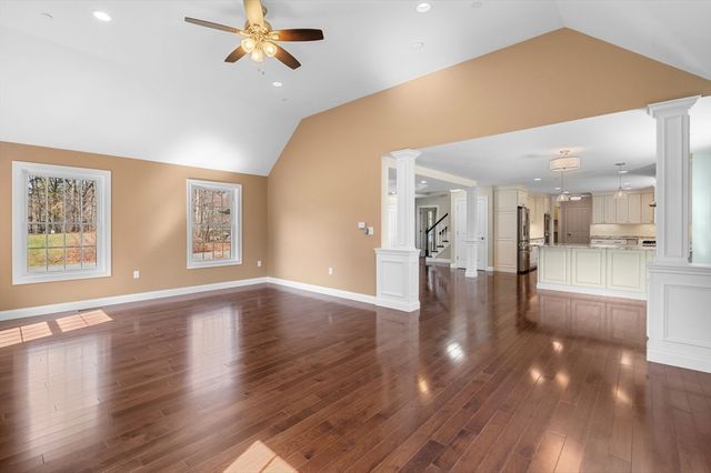 10 Delray Dr, Haverhill, MA 01832