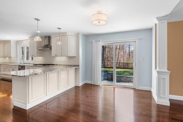 10 Delray Dr, Haverhill, MA 01832